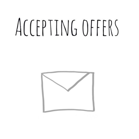 ♥️ Welcome to my closet! ♥️ - Picture 4 of 4